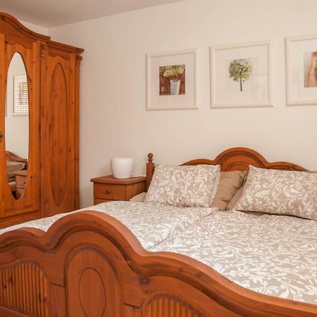 Apartman Zeleznice Daire Dış mekan fotoğraf