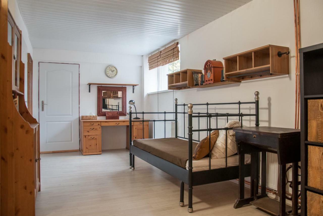 Apartman Zeleznice Daire Dış mekan fotoğraf