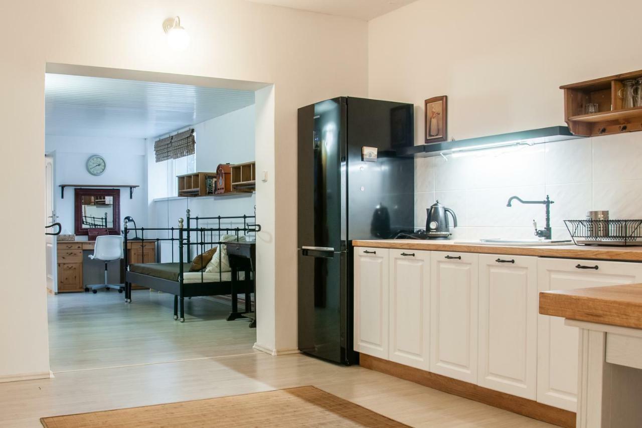 Apartman Zeleznice Daire Dış mekan fotoğraf