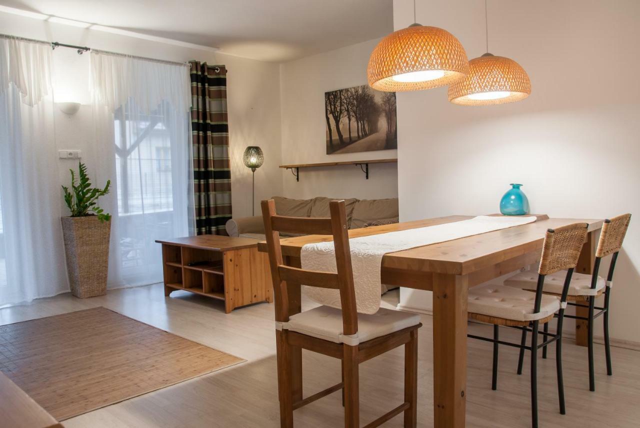 Apartman Zeleznice Daire Dış mekan fotoğraf
