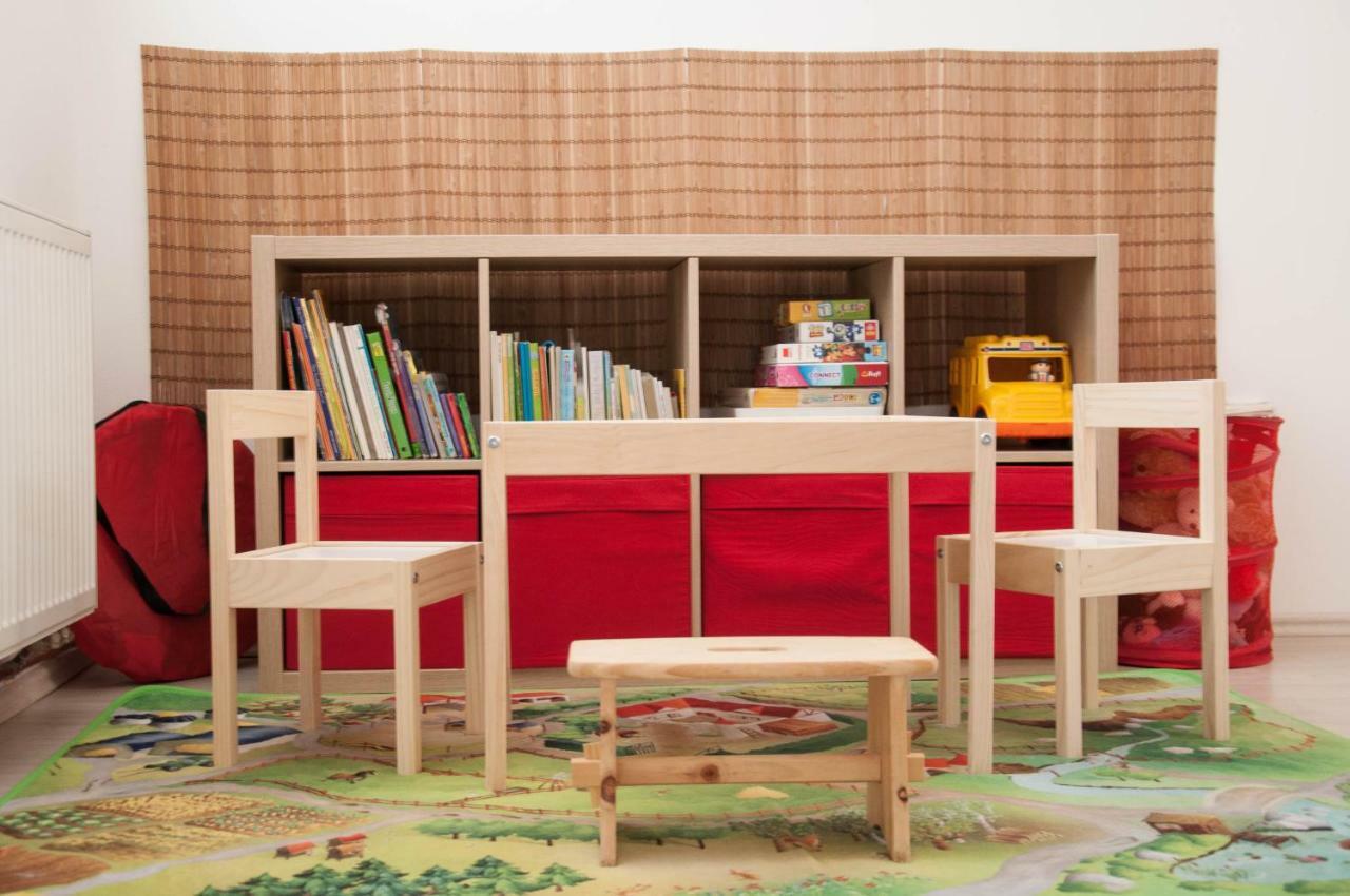Apartman Zeleznice Daire Dış mekan fotoğraf